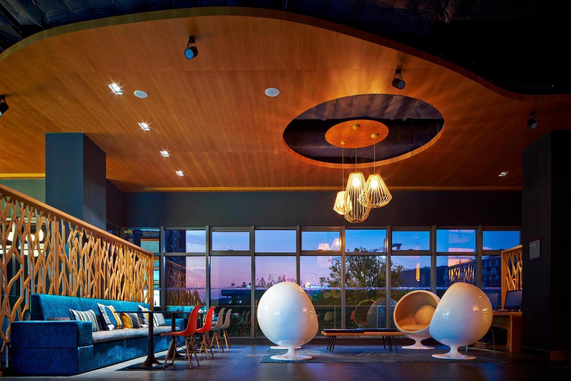 Aloft Dongguan Songshan Lake Екстериор снимка