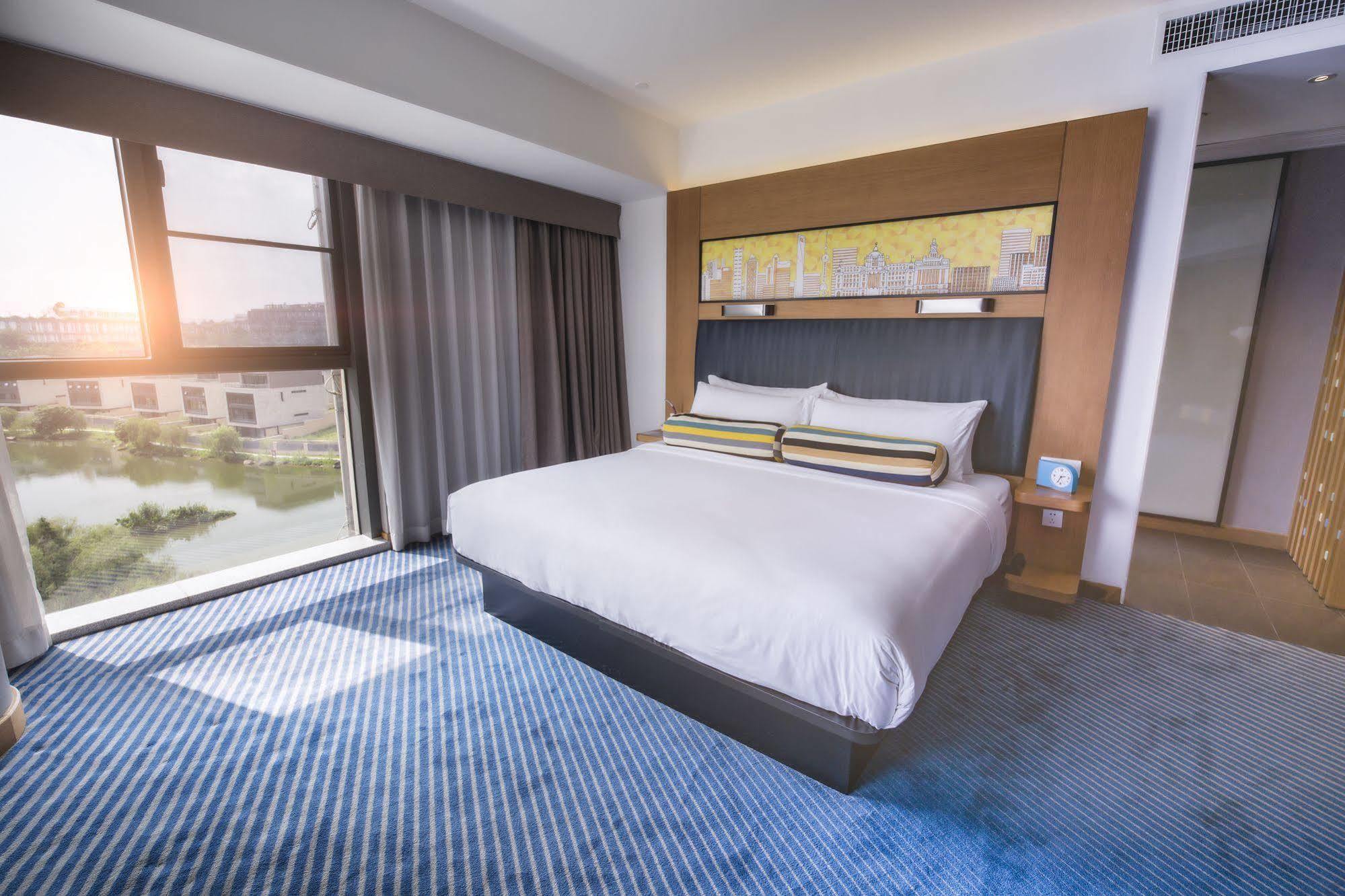 Aloft Dongguan Songshan Lake Екстериор снимка